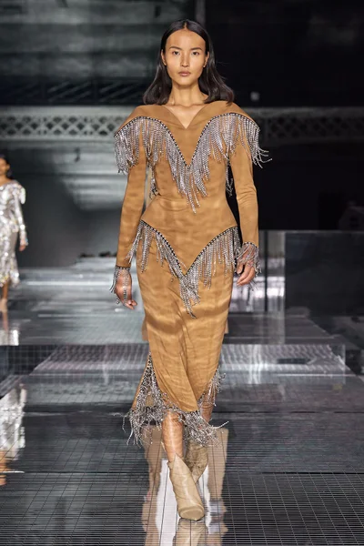 Look 106